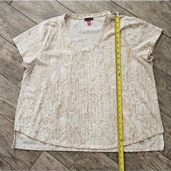 Vince Camuto Beige and Cream Snake Skin Short Sleeve Shirt Size 3X - Picture 4 of 9